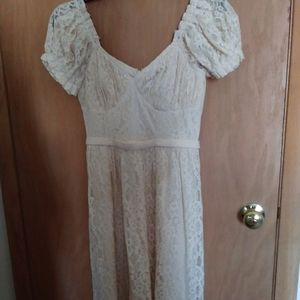 Buttercup midi lace dress